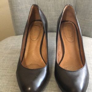 Brown leather Corso Como heels